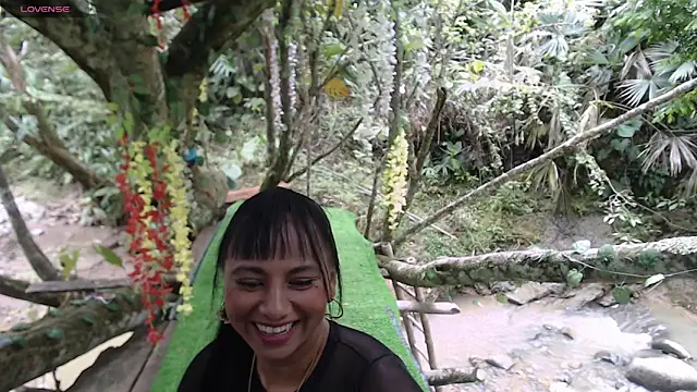 andreu mature online show from April 16, 2026, 9:26 pm