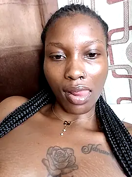 Snapshot of Pinky_shyee chatting on March 22, 2025, 8:26 pm Pinky shyee online show from March 22, 2025, 8:26 pm