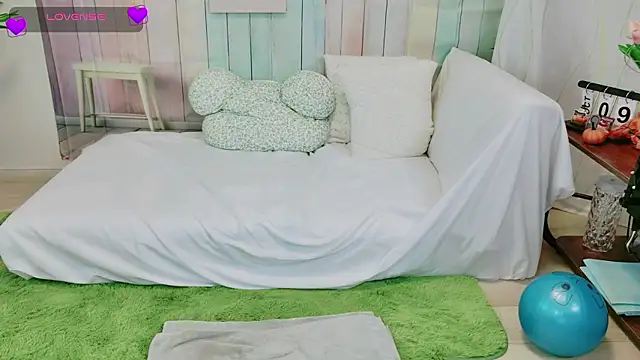 Snapshot of SERA-xx- chatting on October 9, 2025, 1:14 am SERA-xx- online show from October 9, 2025, 1:14 am