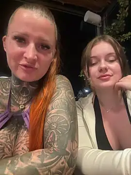 Snapshot of Inked_lorena chatting on November 4, 2025, 3:55 pm Inked lorena online show from November 4, 2025, 3:55 pm