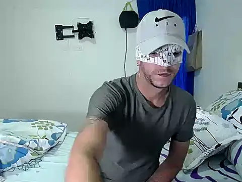 Snapshot of dirty_boy_horny chatting on November 19, 2025, 8:20 pm dirty boy horny online show from November 19, 2025, 8:20 pm