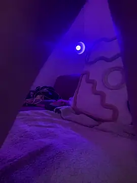 Snapshot of Alpha_theking chatting on February 6, 2025, 10:21 pm Alpha theking online show from February 6, 2025, 10:21 pm