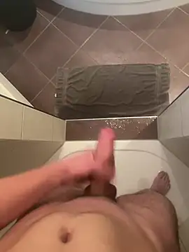 Snapshot of Bigdick0301 chatting on January 6, 2025, 4:02 pm Bigdick0301 online show from January 6, 2025, 4:02 pm