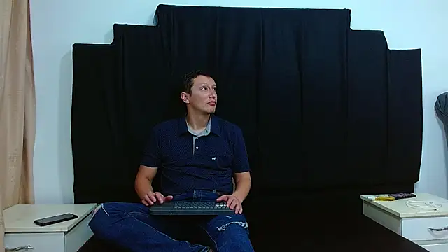 Hot-Couple--18 online show from February 2, 2025, 8:30 pm