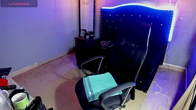 Snapshot of Maria_fernandaxxx_ chatting on January 10, 2025, 1:09 pm Maria fernandaxxx  online show from January 10, 2025, 1:09 pm