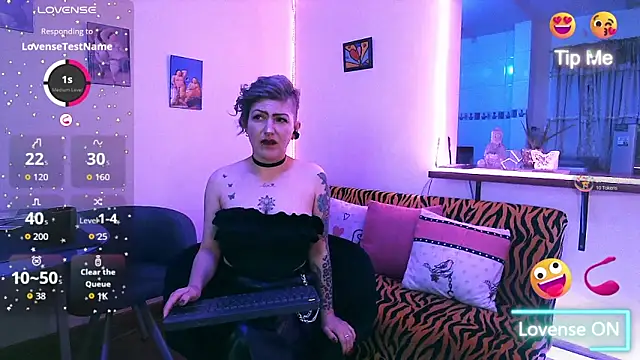 Snapshot of Maria_fernandaxxx_ chatting on October 8, 2025, 2:09 am Maria fernandaxxx  online show from October 8, 2025, 2:09 am