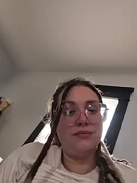 Snapshot of Lalalynn chatting on August 4, 2026, 2:19 pm Lalalynn online show from August 4, 2026, 2:19 pm