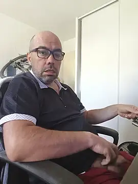 Snapshot of veryverybigdick45 chatting on June 11, 2026, 9:40 am veryverybigdick45 online show from June 11, 2026, 9:40 am
