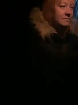 Snapshot of poussichienne chatting on March 30, 2026, 3:18 am poussichienne online show from March 30, 2026, 3:18 am