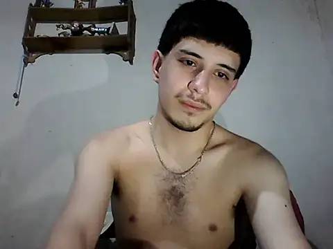 Snapshot of Elvergonn2105 chatting on October 3, 2025, 4:20 am Elvergonn2105 online show from October 3, 2025, 4:20 am