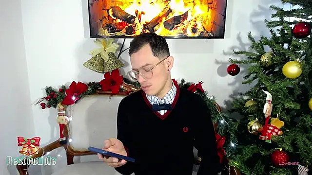Snapshot of basic_Instinct chatting on December 6, 2024, 8:37 am basic Instinct online show from December 6, 2024, 8:37 am