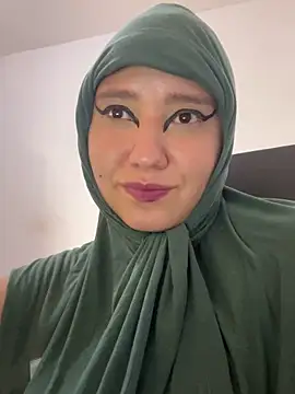 hannahayat online show from November 21, 2025, 1:54 pm