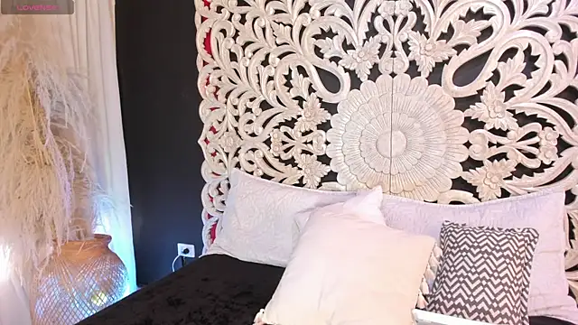 Snapshot of tiffany_becker chatting on September 19, 2025, 7:58 pm tiffany becker online show from September 19, 2025, 7:58 pm