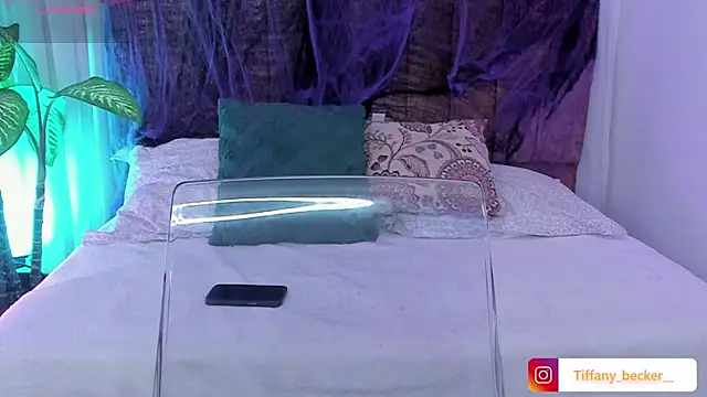 Snapshot of tiffany_becker chatting on October 18, 2025, 11:55 am tiffany becker online show from October 18, 2025, 11:55 am