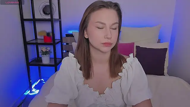 Snapshot of Anny_Limis chatting on December 5, 2024, 1:25 am Anny Limis online show from December 5, 2024, 1:25 am