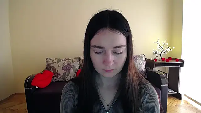 Pretty shy online show from April 7, 2026, 8:48 am