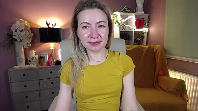 Snapshot of Mia_Tasty chatting on December 29, 2024, 5:33 pm Mia Tasty online show from December 29, 2024, 5:33 pm