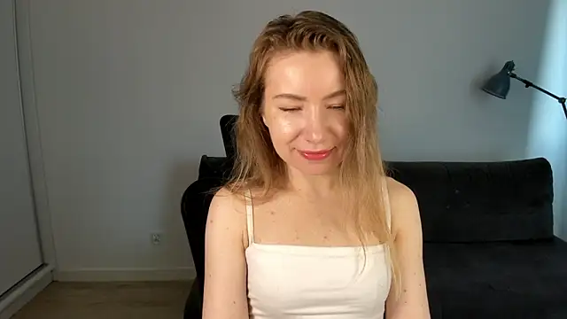 Snapshot of Mia_Tasty chatting on March 18, 2026, 7:33 am Mia Tasty online show from March 18, 2026, 7:33 am