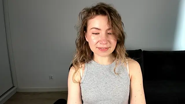 Snapshot of Mia_Tasty chatting on April 12, 2026, 1:27 pm Mia Tasty online show from April 12, 2026, 1:27 pm