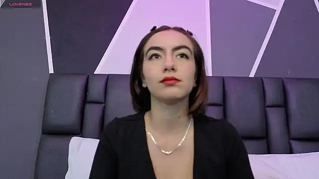 Antonella-Ray online show from October 22, 2025, 8:08 pm