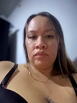 Emiily lee online show from May 16, 2026, 3:03 am