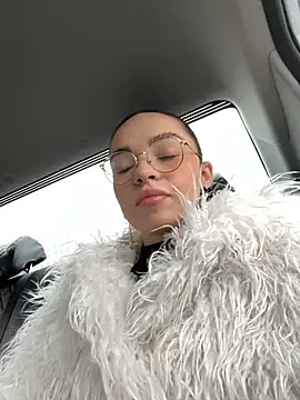 Snapshot of AnaWest chatting on January 27, 2025, 5:36 am AnaWest online show from January 27, 2025, 5:36 am