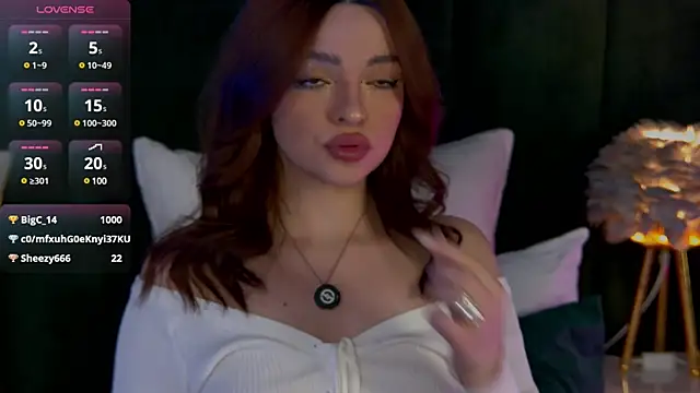 Snapshot of AnaWest chatting on February 22, 2025, 12:19 pm AnaWest online show from February 22, 2025, 12:19 pm