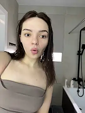 Snapshot of AnaWest chatting on March 18, 2025, 2:36 am AnaWest online show from March 18, 2025, 2:36 am