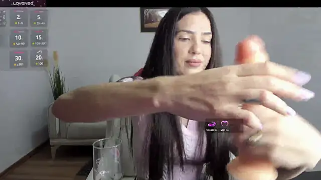 Emmapmg online show from March 21, 2025, 7:02 pm