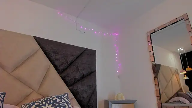 BonnieCute  online show from February 7, 2026, 12:14 am