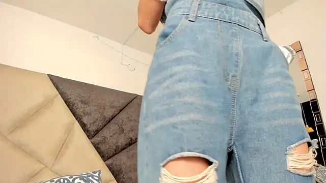 BonnieCute  online show from February 7, 2026, 11:41 pm