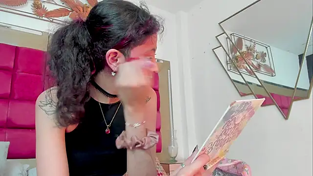 BonnieCute  online show from March 2, 2026, 11:33 pm