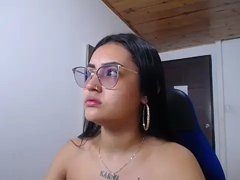 antonella sweetlittle online show from October 1, 2025, 1:17 pm