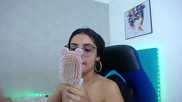 antonella sweetlittle online show from November 26, 2025, 12:17 pm