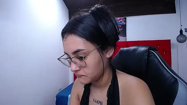 antonella sweetlittle online show from December 19, 2025, 9:49 am