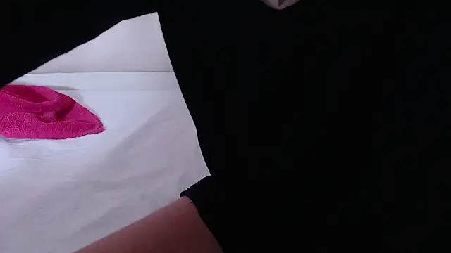 Snapshot of nextdoor_fantasy1 chatting on January 15, 2025, 3:43 am nextdoor fantasy1 online show from January 15, 2025, 3:43 am