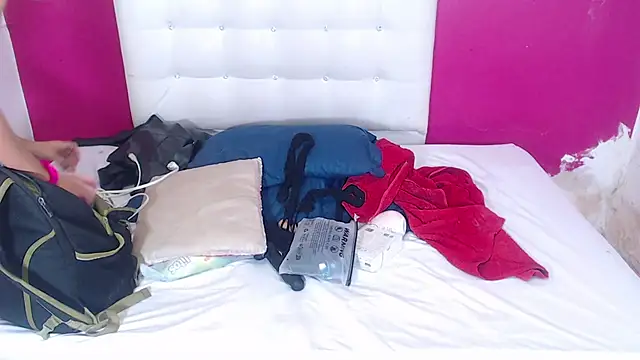 Snapshot of nextdoor_fantasy1 chatting on November 26, 2025, 9:05 pm nextdoor fantasy1 online show from November 26, 2025, 9:05 pm