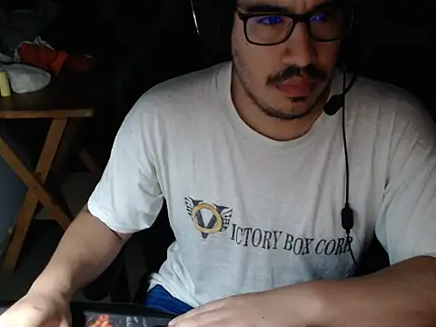 Snapshot of thealfawolf01 chatting on January 2, 2025, 1:17 am thealfawolf01 online show from January 2, 2025, 1:17 am