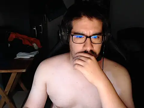 Snapshot of thealfawolf01 chatting on January 4, 2025, 5:58 am thealfawolf01 online show from January 4, 2025, 5:58 am