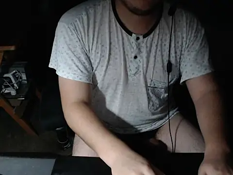 Snapshot of thealfawolf01 chatting on October 19, 2025, 12:44 am thealfawolf01 online show from October 19, 2025, 12:44 am