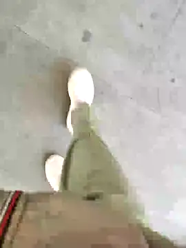 Snapshot of cumshotboy01 chatting on December 22, 2024, 8:05 am cumshotboy01 online show from December 22, 2024, 8:05 am