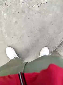 Snapshot of cumshotboy01 chatting on January 6, 2025, 10:46 am cumshotboy01 online show from January 6, 2025, 10:46 am