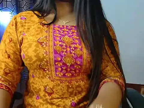 Unlucky-flowers online show from January 31, 2025, 2:39 pm