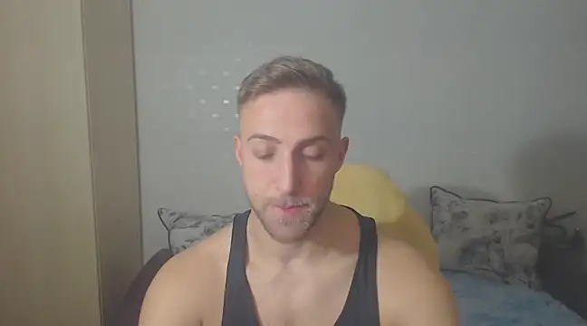 Snapshot of PrinceEagle chatting on December 9, 2024, 8:23 pm PrinceEagle online show from December 9, 2024, 8:23 pm