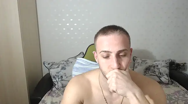 Snapshot of PrinceEagle chatting on February 14, 2025, 11:20 pm PrinceEagle online show from February 14, 2025, 11:20 pm