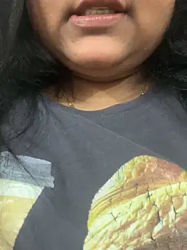 smile pretty online show from March 16, 2026, 4:33 pm