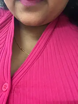 smile pretty online show from April 1, 2026, 4:37 pm