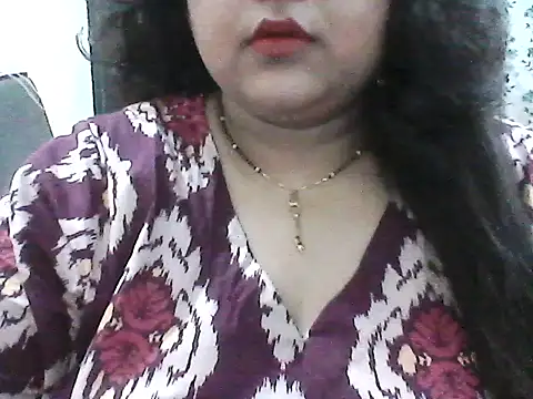 smile pretty online show from June 15, 2026, 5:59 pm