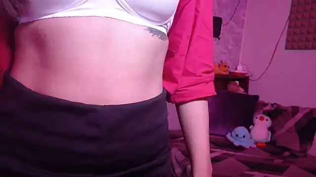 Snapshot of MidnightFlame chatting on October 13, 2025, 3:01 pm MidnightFlame online show from October 13, 2025, 3:01 pm