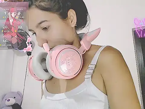 Snapshot of tifany19_ chatting on October 16, 2025, 2:12 am tifany19  online show from October 16, 2025, 2:12 am